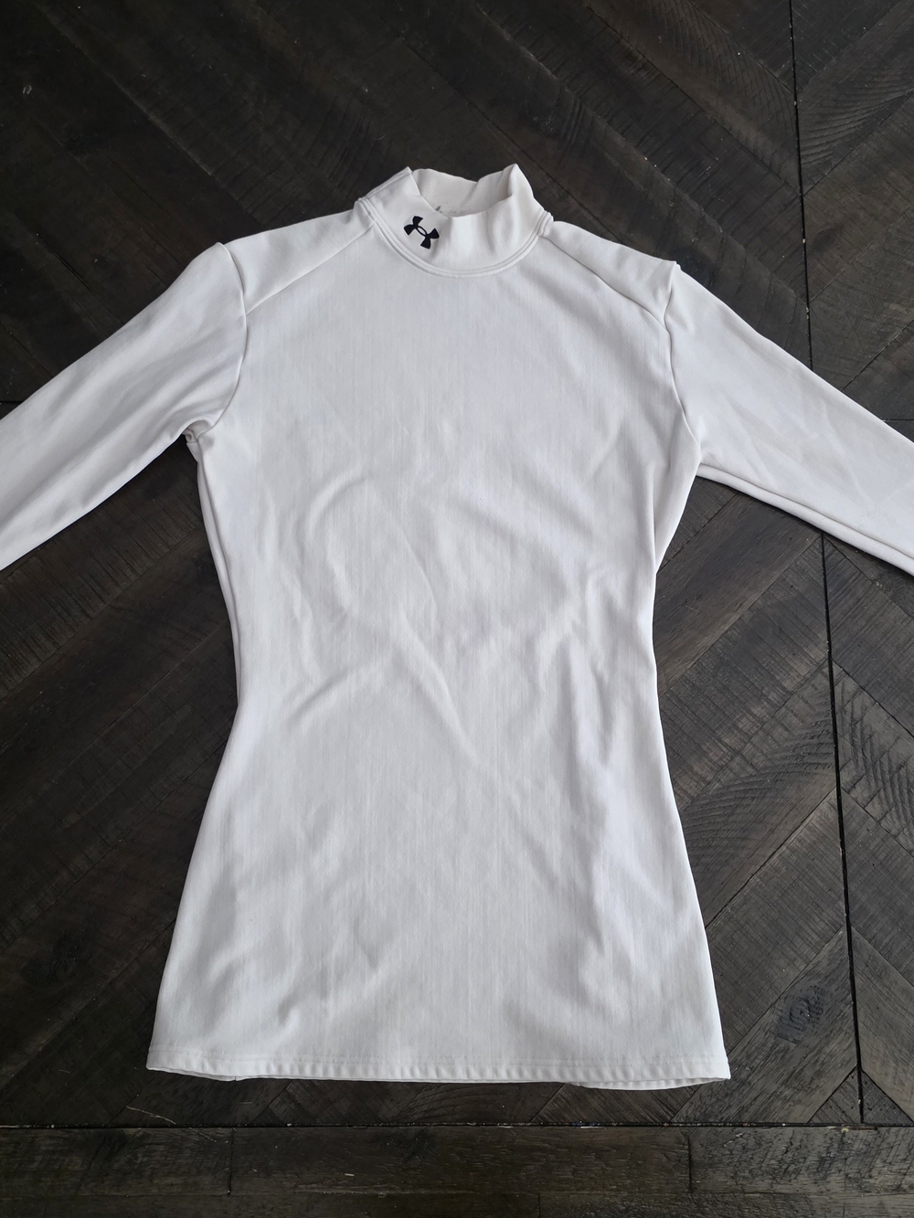 Youth Under Armour White Long-Sleeve Mock Neck Top Medium